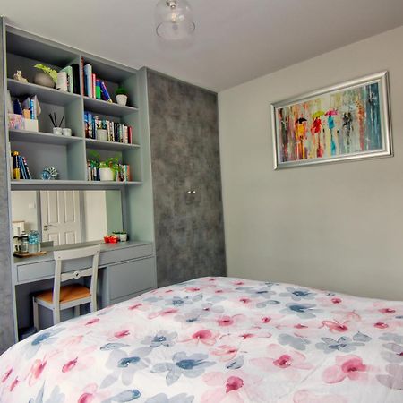 Spacious Double Room With Private Bathroom In Quiet Area Only 20 Min To Central London Streatham Vale Esterno foto