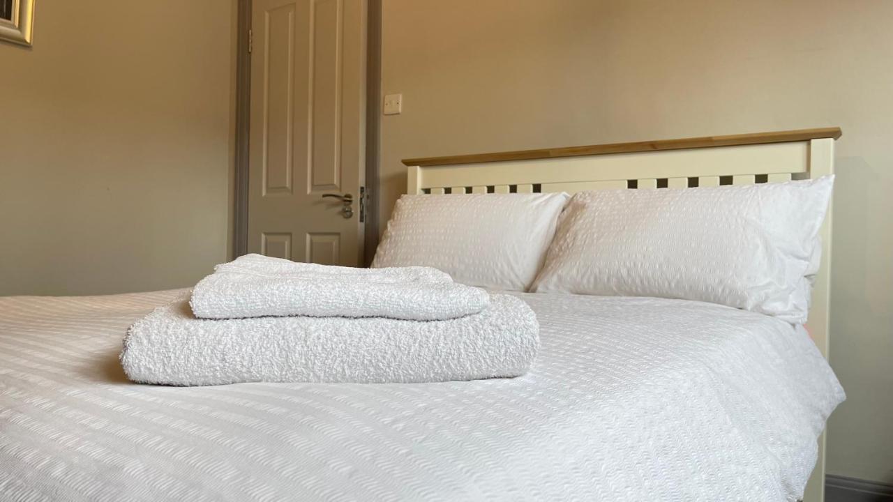 Spacious Double Room With Private Bathroom In Quiet Area Only 20 Min To Central London Streatham Vale Esterno foto