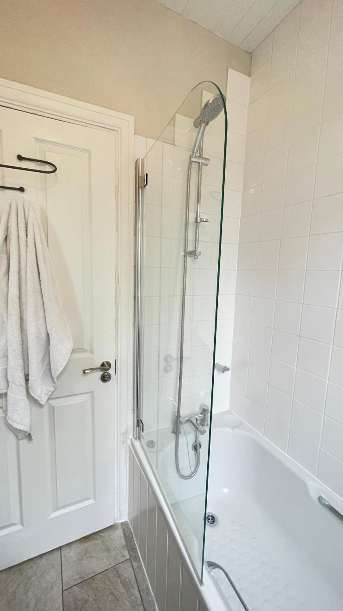 Spacious Double Room With Private Bathroom In Quiet Area Only 20 Min To Central London Streatham Vale Esterno foto