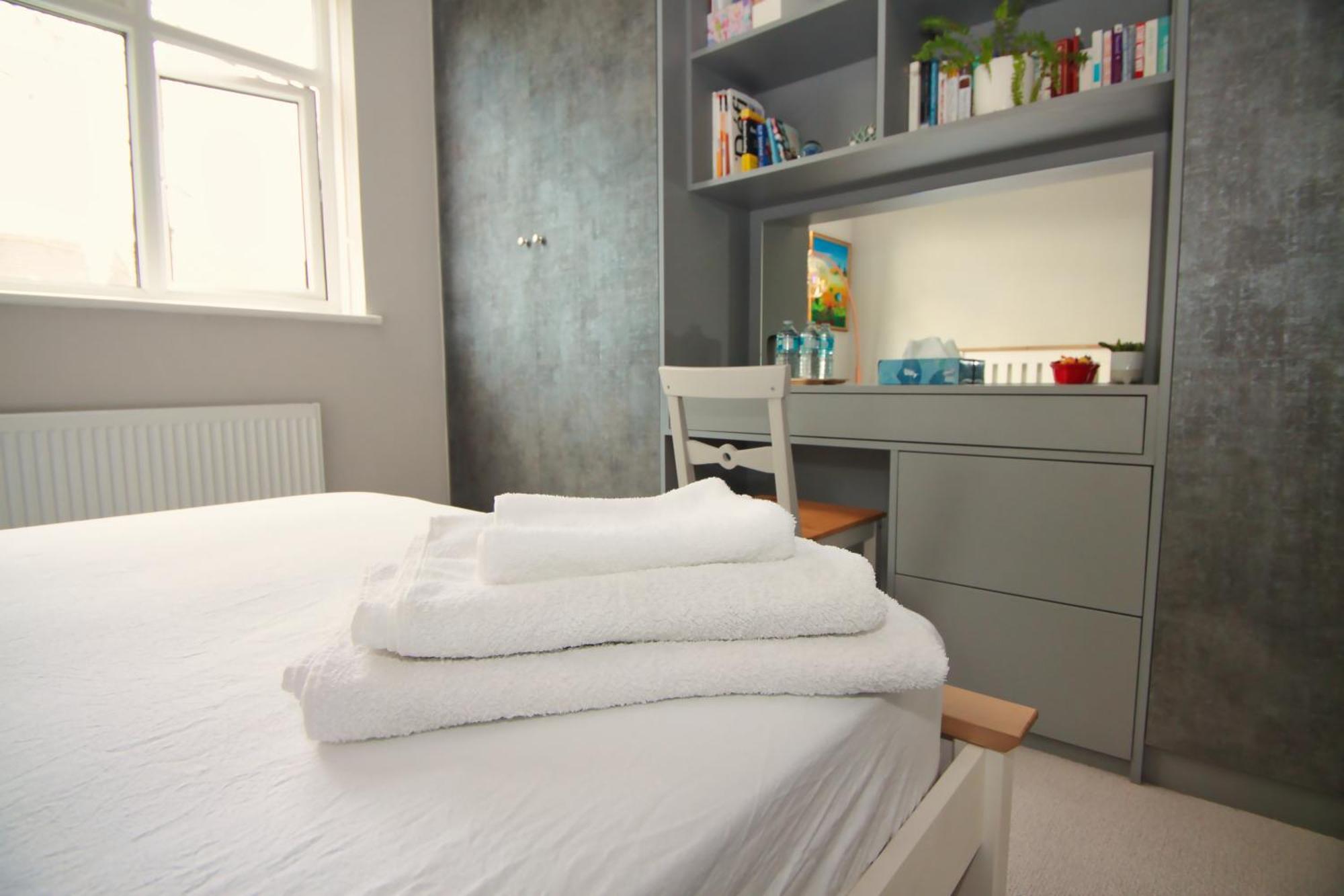 Spacious Double Room With Private Bathroom In Quiet Area Only 20 Min To Central London Streatham Vale Esterno foto